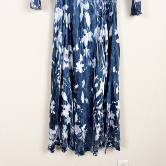 Komarov Blue Floral Crinkle Midi Dress Size Large - Picture 6 of 6